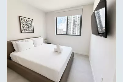 121 NE 5th St #2408, Miami, FL 33132 - Photo 10