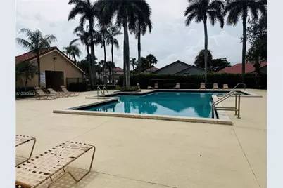 10664 Oak Lake Way, Boca Raton, FL 33498 - Photo 42