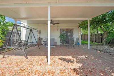 19599 NW 55th Cir Pl, Miami Gardens, FL 33055 - Photo 24