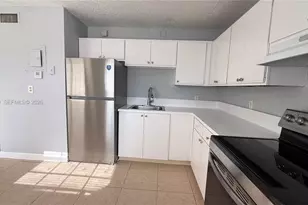 5408 NW 18th Pl, Lauderhill, FL 33313 - Photo 4