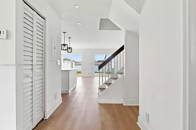 17561 SW 140th Ct, Miami, FL 33177 - Photo 10
