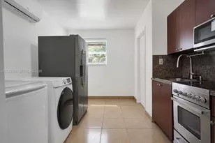 8295 NW 4th Ave, Miami, FL 33150 - Photo 8