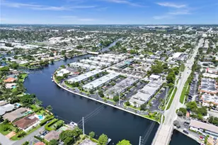 130 Cypress Club Dr, Pompano Beach, FL 33060 - Photo 44