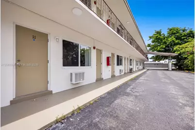 60 NW 79th St #24, Miami, FL 33150 - Photo 16