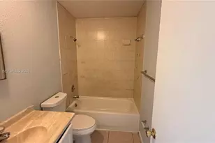 5318 NW 18th Pl, Lauderhill, FL 33313 - Photo 8