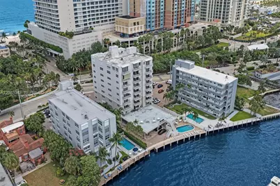 95 N Birch Rd #301, Fort Lauderdale, FL 33304 - Photo 2