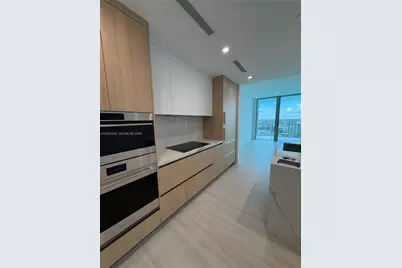 2411 Laguna Cir #2307, North Miami, FL 33181 - Photo 2