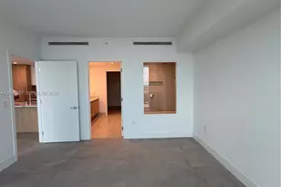 2411 Laguna Cir, North Miami, FL 33181 - Photo 12