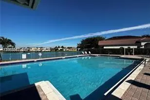 1040 NE 42nd Pl, Homestead, FL 33033 - Photo 2