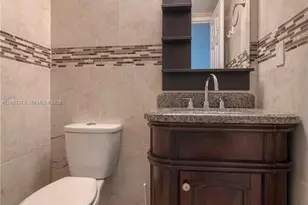 17011 N Bay Rd, Sunny Isles Beach, FL 33160 - Photo 24