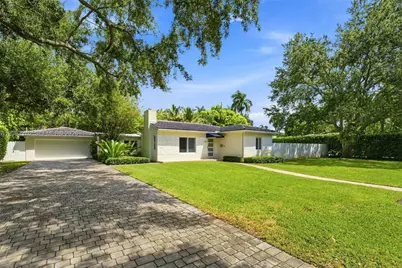 5763 SW 51st St, Miami, FL 33155 - Photo 2