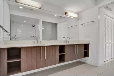 7825 NW 107th Ave #411, Doral, FL 33178 - Photo 24