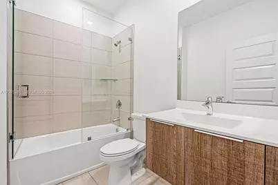 7923 NW 104th Ct, Doral, FL 33178 - Photo 32