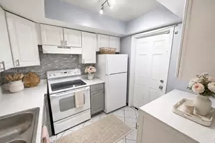 4061 NW 9th Ave, Pompano Beach, FL 33064 - Photo 4