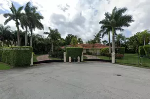 7080 SW 98th Ave, Miami, FL 33173 - Photo 1