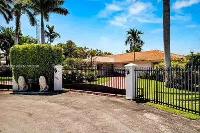 7080 SW 98th Ave, Miami, FL 33173 - Photo 2