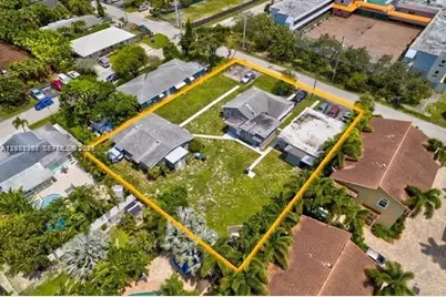 1271 NE 32nd St, Oakland Park, FL 33334 - Photo 12