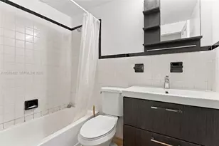 1051 Meridian Ave, Miami Beach, FL 33139 - Photo 20