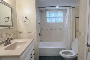 1780 NE 191st St, Miami, FL 33179 - Photo 18