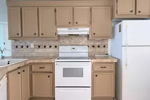 1780 NE 191st St, Miami, FL 33179 - Photo 12