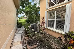 7705 Highlands Cir, Margate, FL 33063 - Photo 44