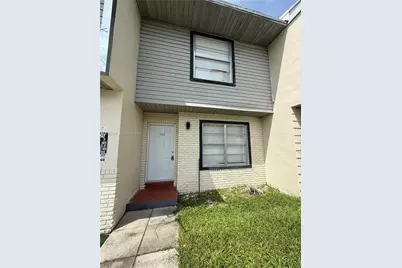 470 NE 18th Ave #102, Homestead, FL 33033 - Photo 1
