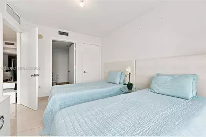 18201 Collins Ave #802, Sunny Isles Beach, FL 33160 - Photo 16