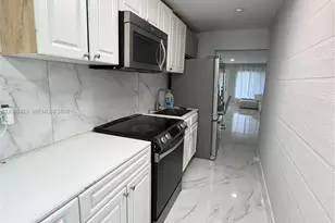 6781 Park St, Hollywood, FL 33024 - Photo 14