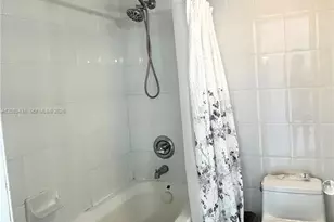 3800 S Ocean Dr, Hollywood, FL 33019 - Photo 14