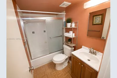 3410 Foxcroft Rd #314, Miramar, FL 33025 - Photo 34