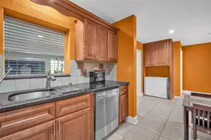 2351 NW 60th Terrace, Sunrise, FL 33313 - Photo 10