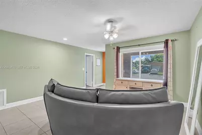 2351 NW 60th Ter, Sunrise, FL 33313 - Photo 6