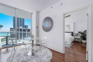 6515 Collins Ave, Miami Beach, FL 33141 - Photo 10