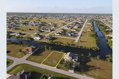 223 NW 19th Ter, Cape Coral, FL 33993 - Photo 2