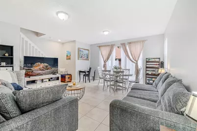2260 NE 42nd Cir, Homestead, FL 33033 - Photo 6