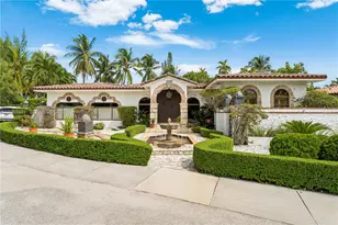 1150 N Biscayne Point Rd, Miami Beach, FL 33141 - Photo 2