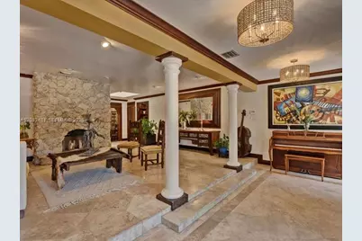 1150 N Biscayne Point Rd, Miami Beach, FL 33141 - Photo 10