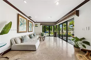 1150 N Biscayne Point Rd, Miami Beach, FL 33141 - Photo 30