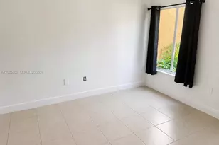 2642 NW 33rd St, Oakland Park, FL 33309 - Photo 8