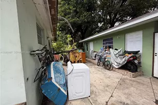 3245 NW 34th St, Miami, FL 33142 - Photo 30