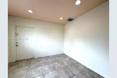 231 NW 4th St, Deerfield Beach, FL 33441 - Photo 4