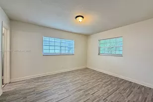 231 NW 4th St, Deerfield Beach, FL 33441 - Photo 14