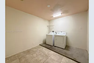 231 NW 4th St, Deerfield Beach, FL 33441 - Photo 10
