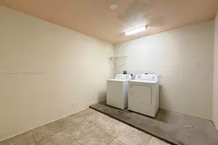 231 NW 4th St, Deerfield Beach, FL 33441 - Photo 10