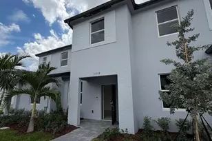 11038 SW 231st St, Miami, FL 33170 - Photo 2