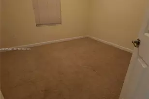 140 NE 28th Terrace, Homestead, FL 33033 - Photo 4