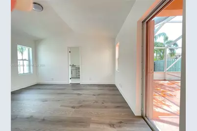 816 Sand Creek Cir, Weston, FL 33327 - Photo 12