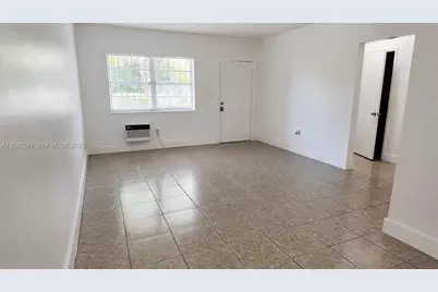 5600 NE 1st Ave #2, Miami, FL 33137 - Photo 2