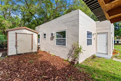 16860 NE 3rd Ct, North Miami Beach, FL 33162 - Photo 8