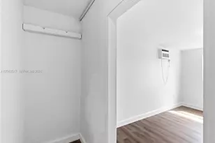 16860 NE 3rd Ct, North Miami Beach, FL 33162 - Photo 30